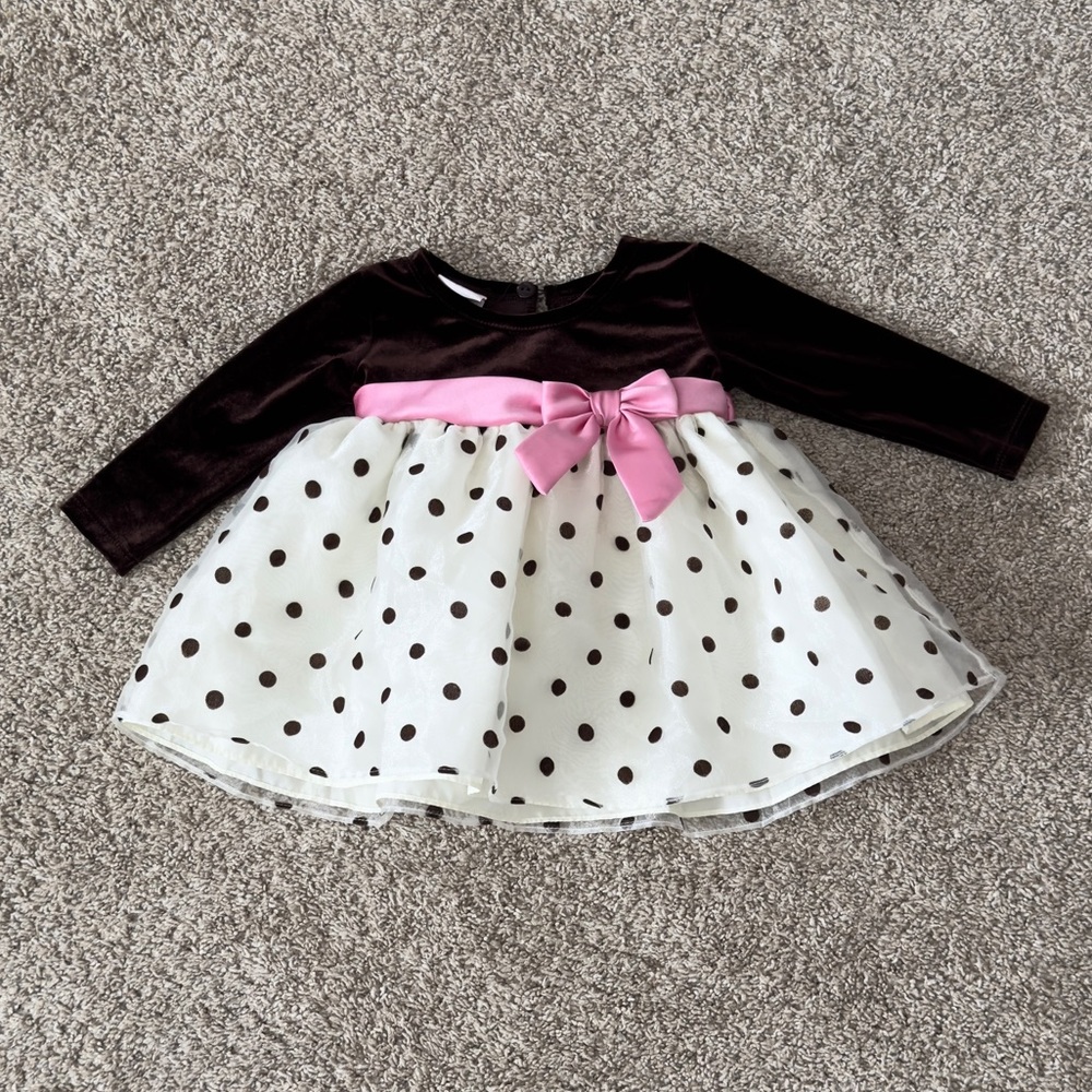 Jessica Ann long sleeve polka dot baby Girl's Dress Size 6-9 months